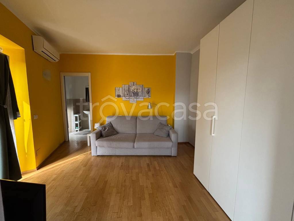 immagine annuncio 1 di 12