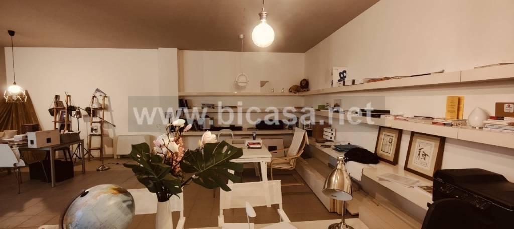 immagine annuncio 1 di 8