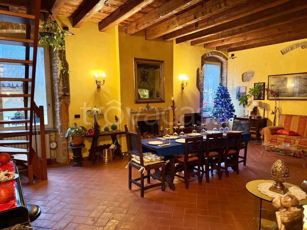 immagine annuncio 1 di 14