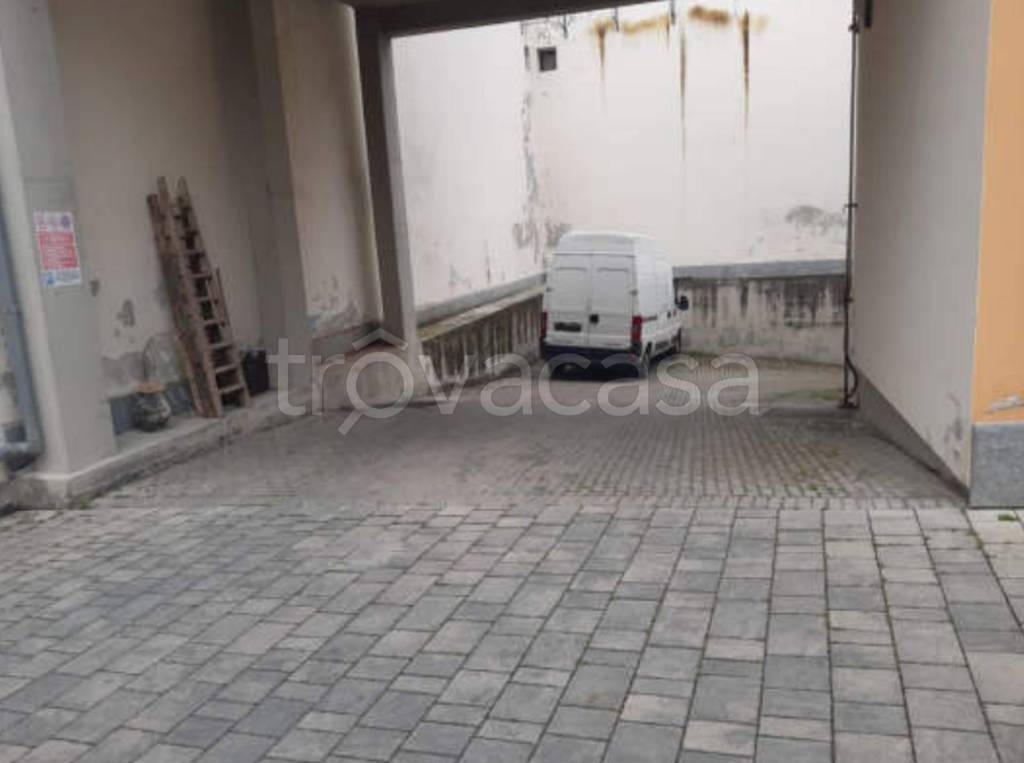 immagine annuncio 11 di 12