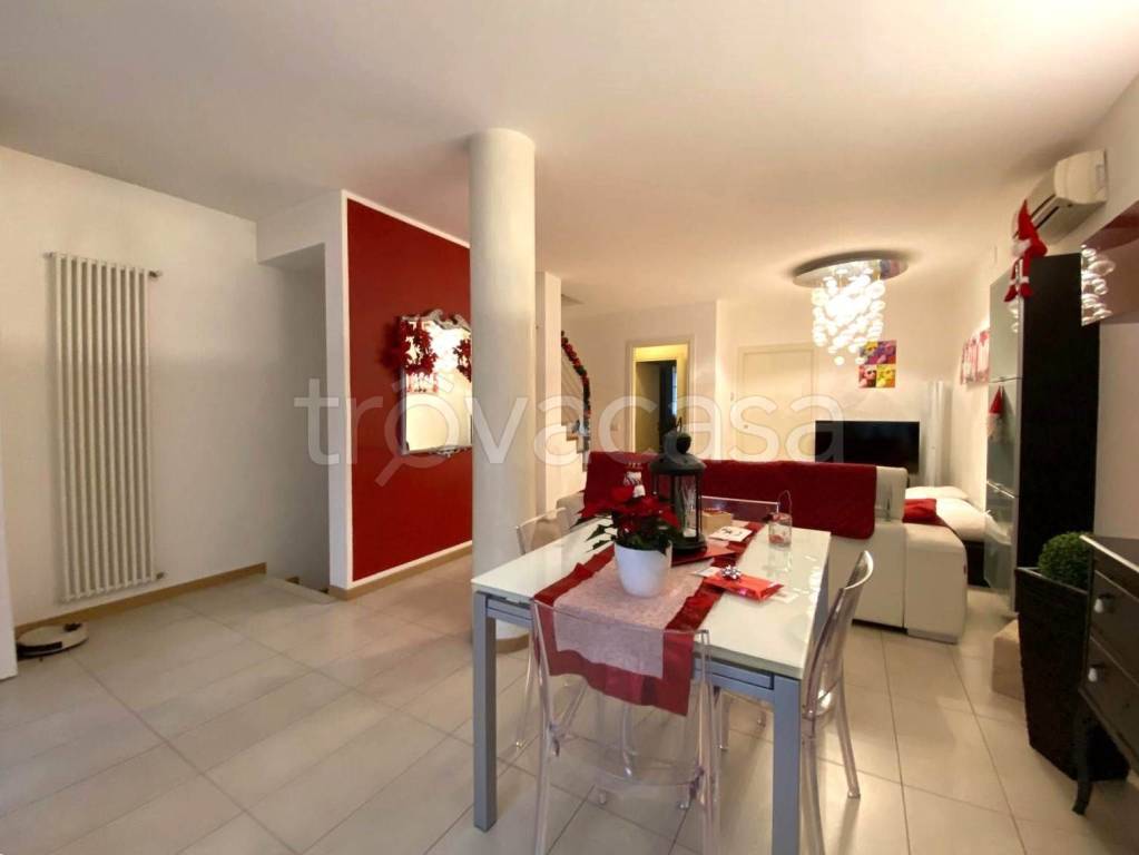 immagine annuncio 1 di 9