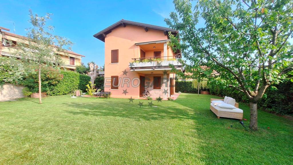 immagine annuncio 1 di 15