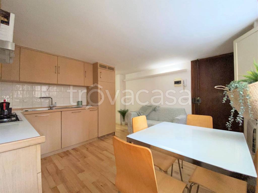 immagine annuncio 2 di 12