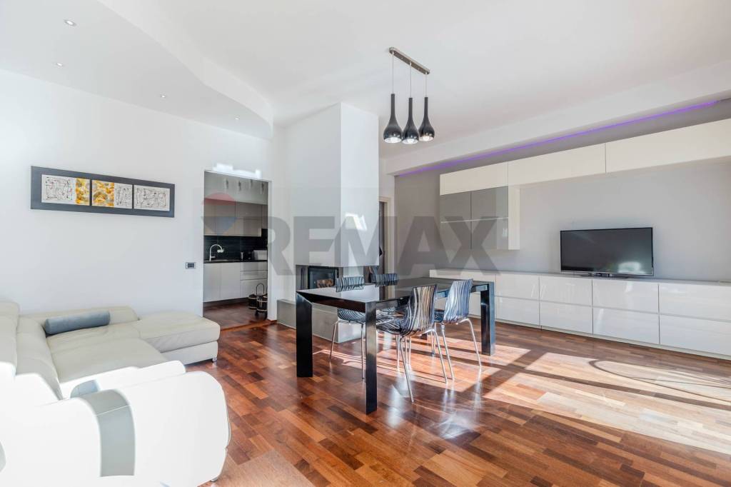 appartamento in vendita a Cagliari in zona Villanova