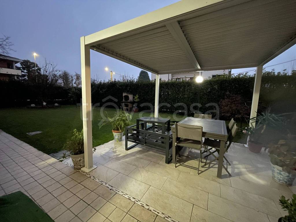 immagine annuncio 1 di 14