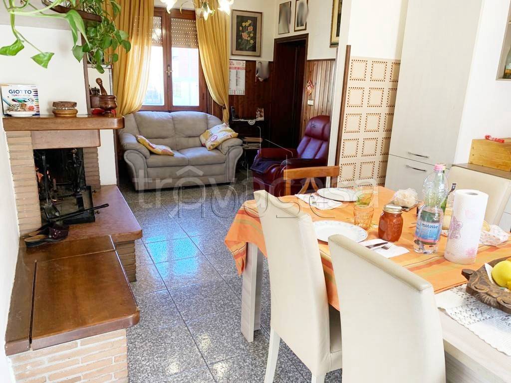 immagine annuncio 4 di 8