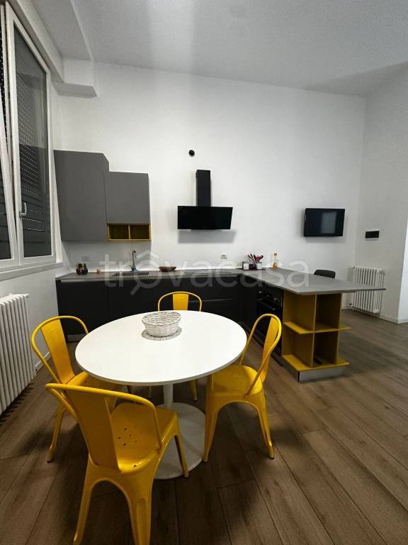 immagine annuncio 2 di 8