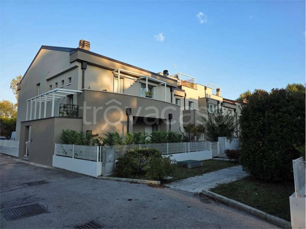 immagine annuncio 5 di 8