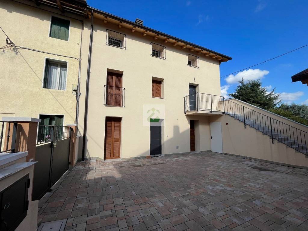 immagine annuncio 1 di 12