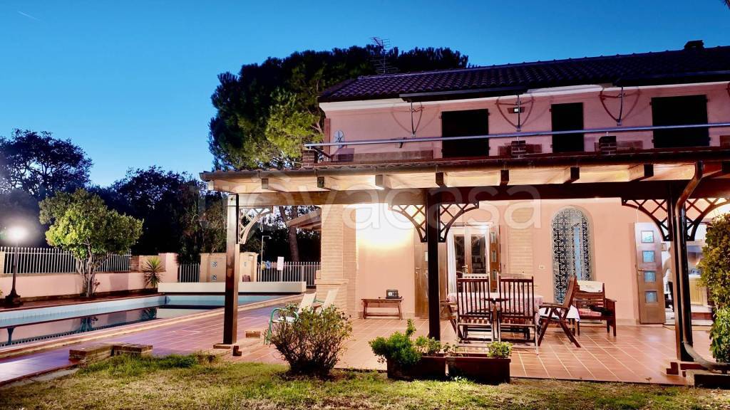 casa indipendente in vendita a Montemarciano