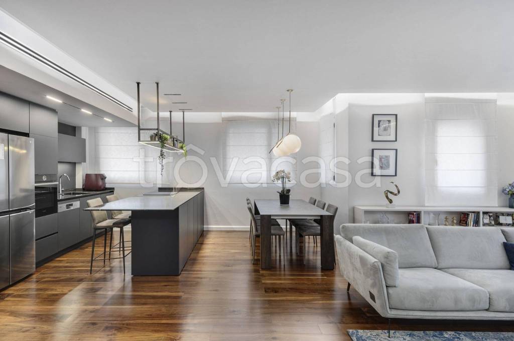 immagine annuncio 1 di 8