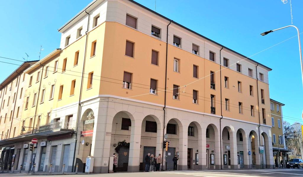 immagine annuncio 1 di 14