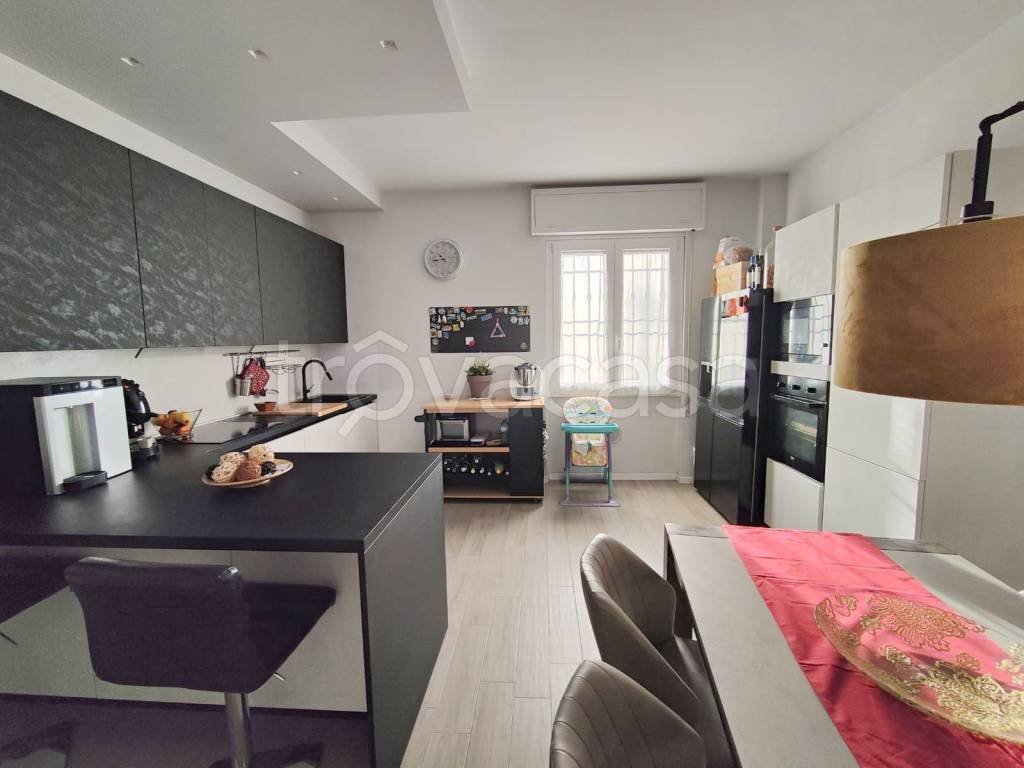 immagine annuncio 1 di 14