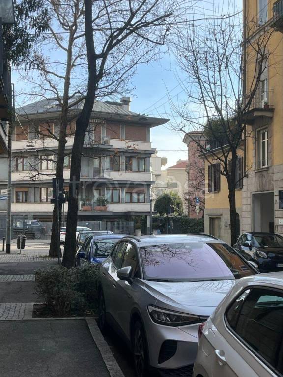 immagine annuncio 1 di 4