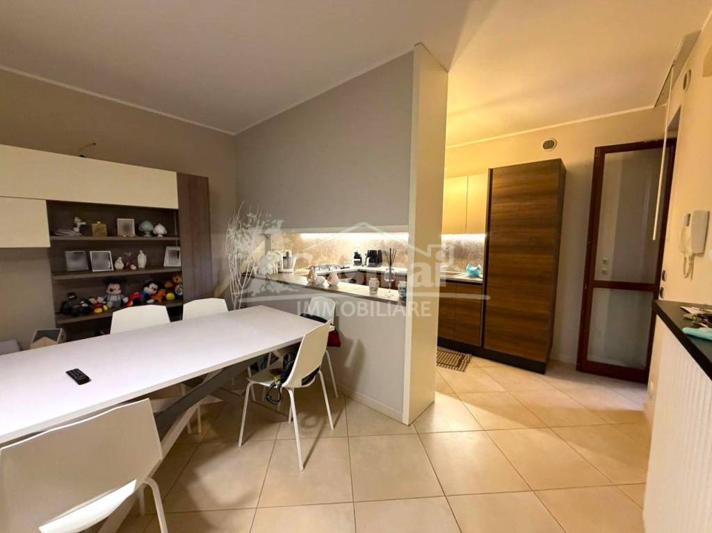 immagine annuncio 1 di 8