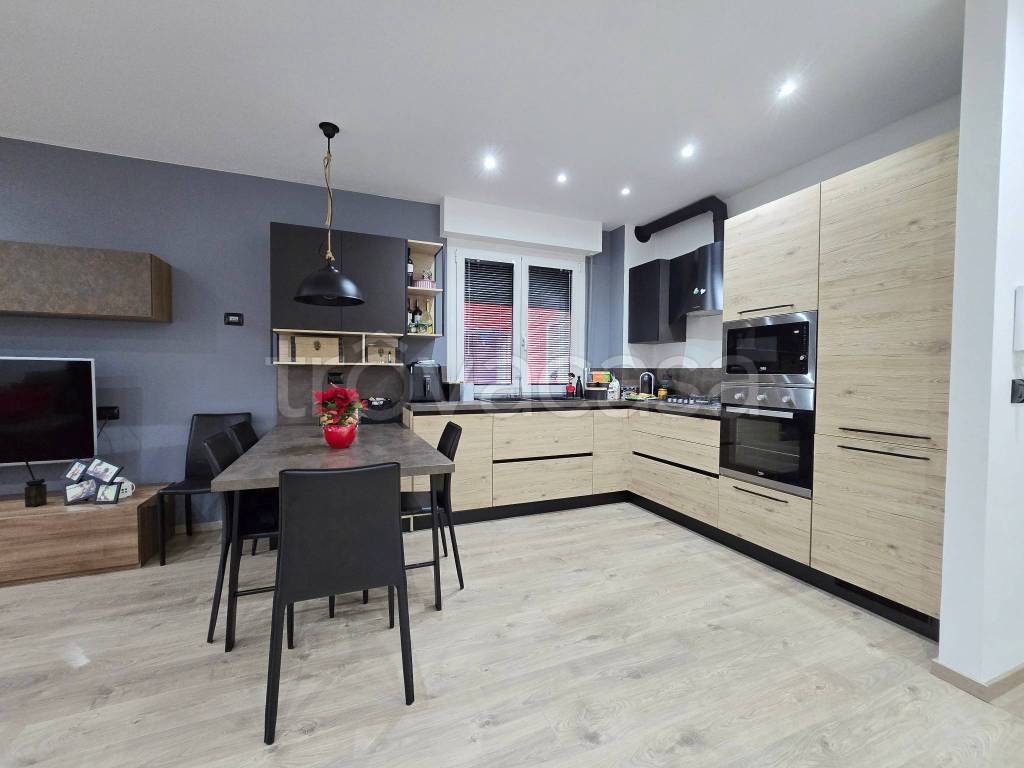 immagine annuncio 1 di 14