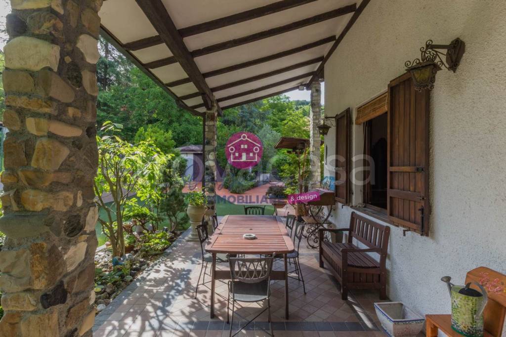 casa indipendente in vendita a Travo