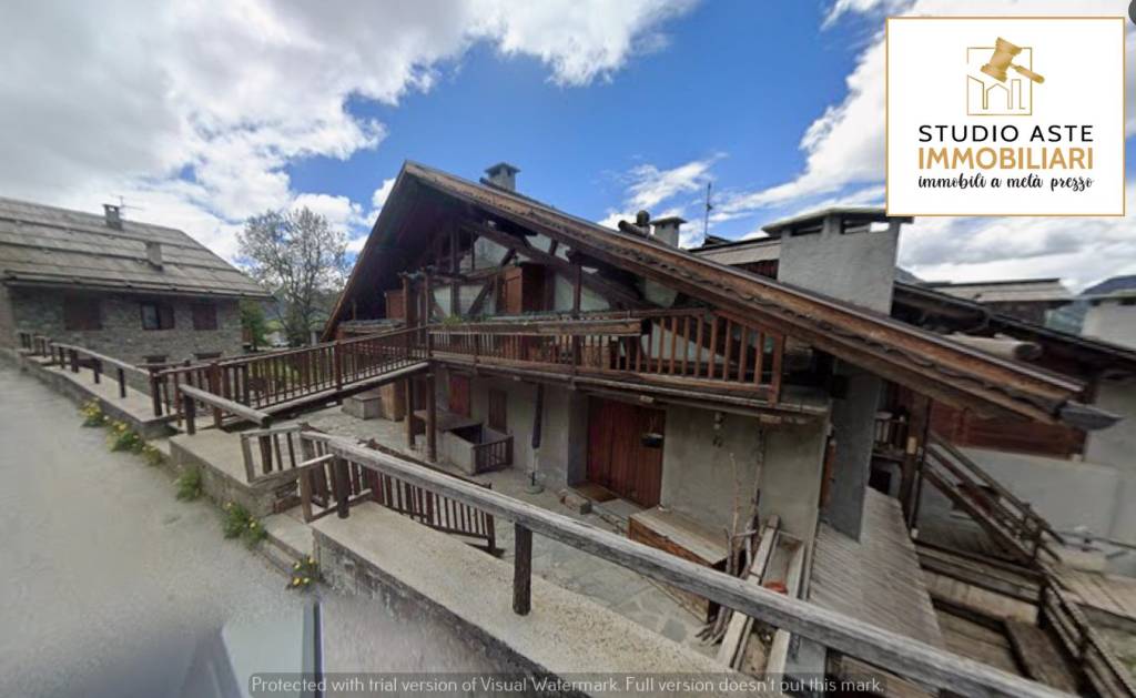 appartamento in vendita a Cesana Torinese in zona Champlas Seguin