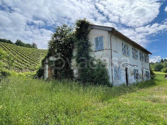 casa indipendente in vendita a Casteggio