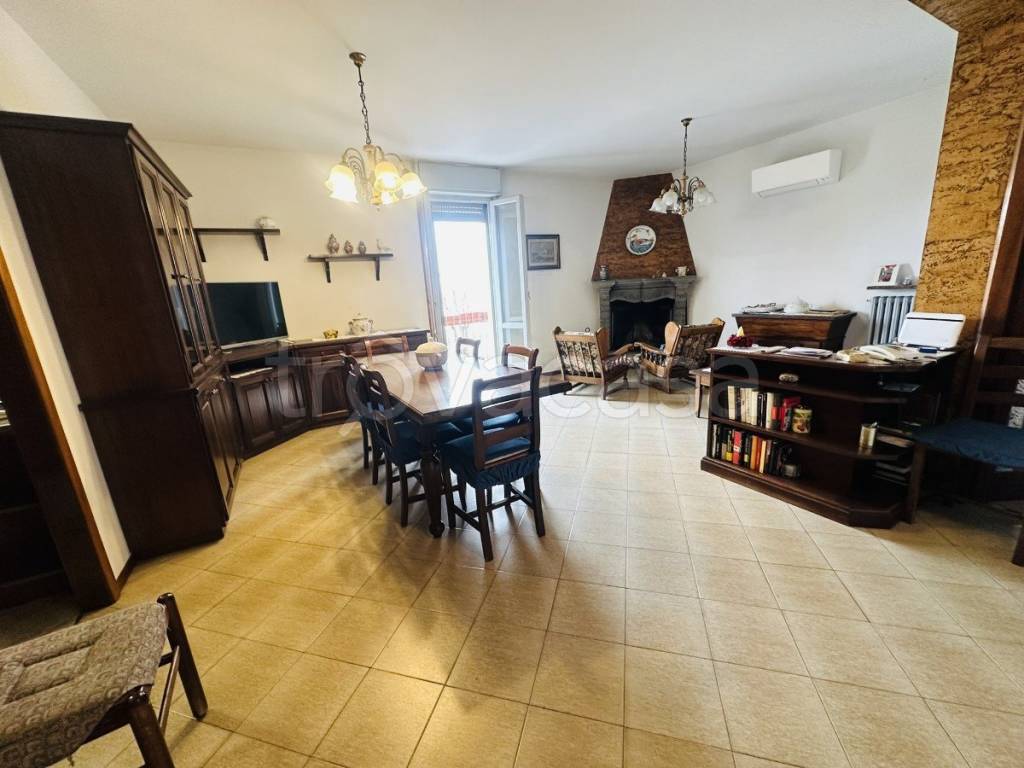 immagine annuncio 2 di 13