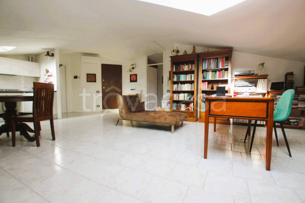 immagine annuncio 1 di 14