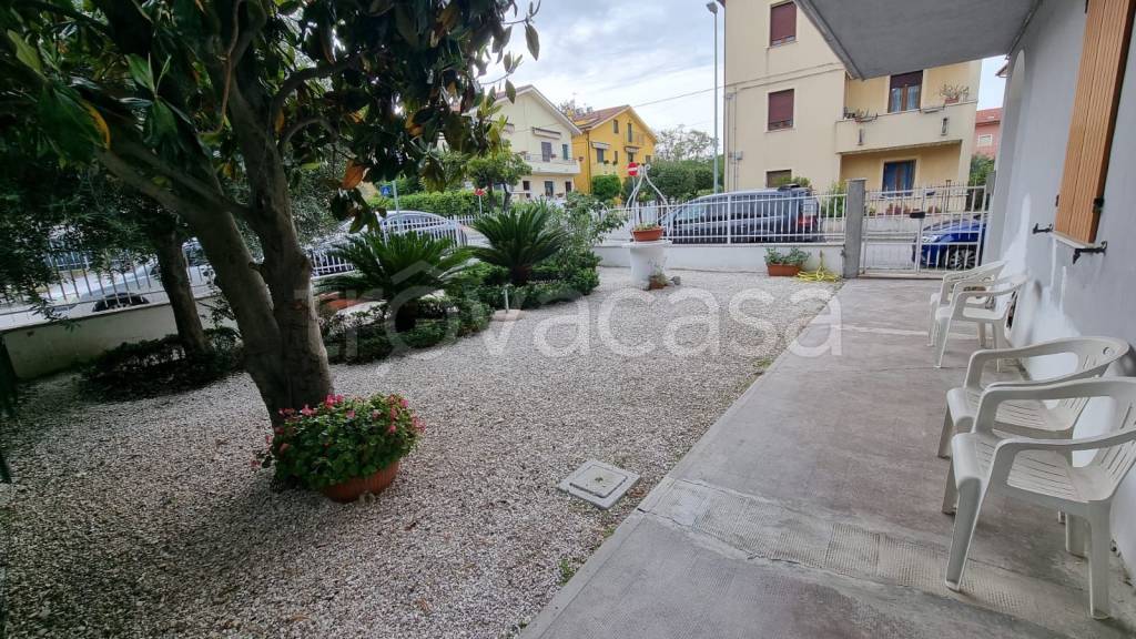 immagine annuncio 5 di 8