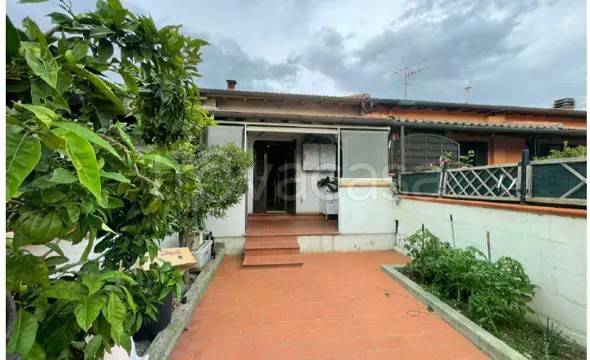 appartamento in vendita a Roccastrada in zona Ribolla