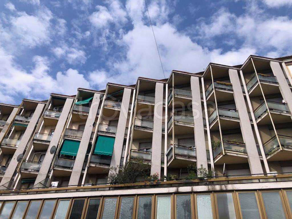 appartamento in vendita a Varese in zona Centro Città