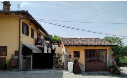 casa indipendente in vendita a Govone