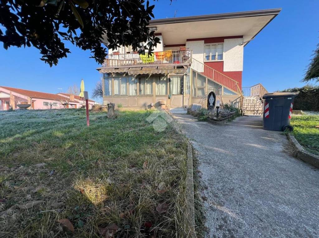 immagine annuncio 1 di 4