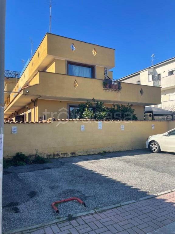 immagine annuncio 11 di 12