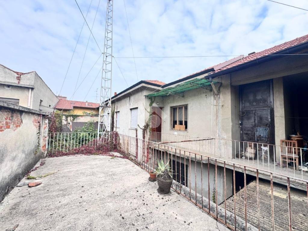 immagine annuncio 1 di 8