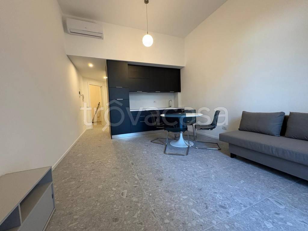 immagine annuncio 1 di 12