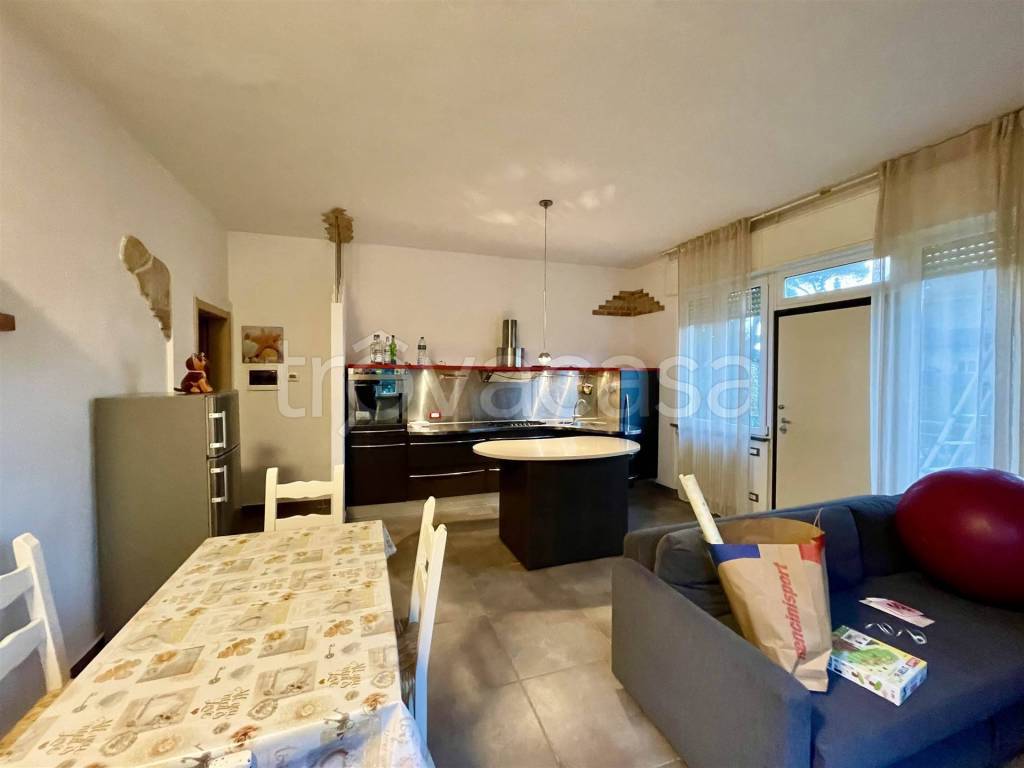 immagine annuncio 2 di 13