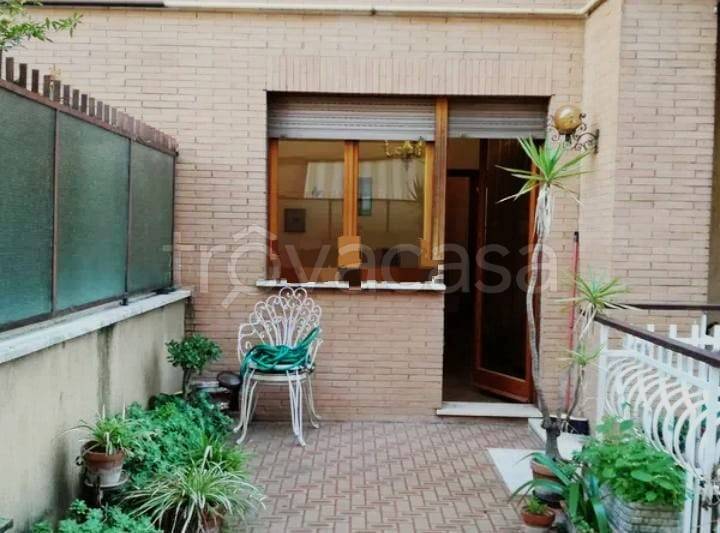 immagine annuncio 11 di 12