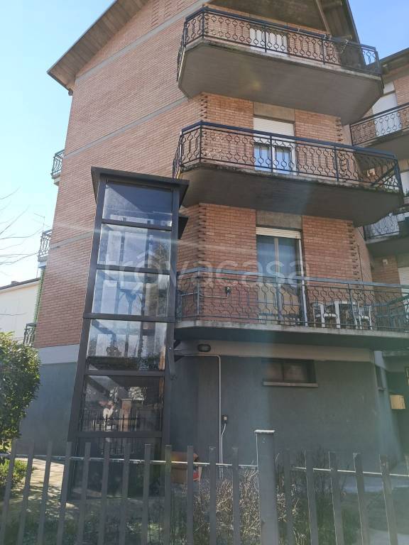 immagine annuncio 1 di 8