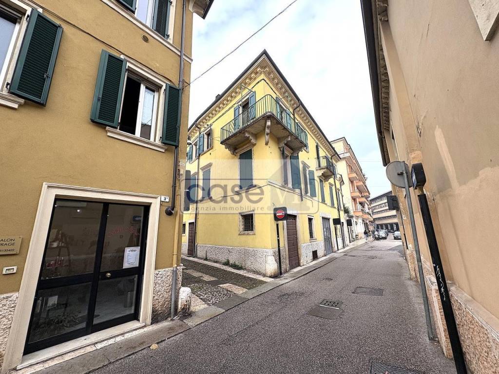 immagine annuncio 11 di 12