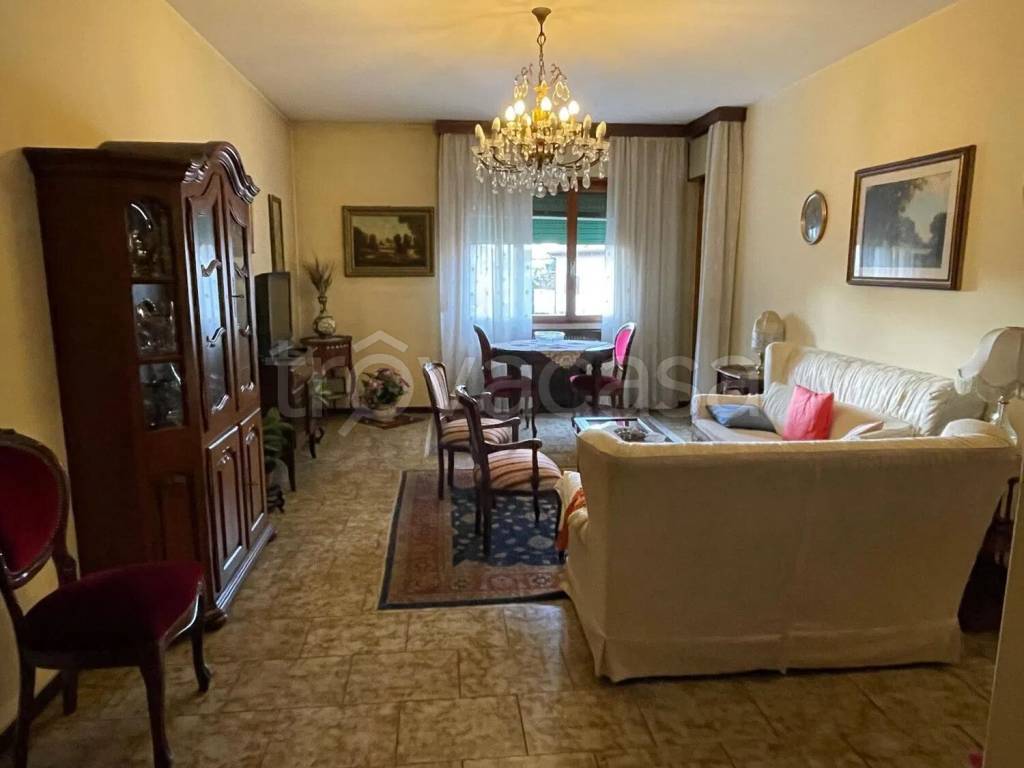 immagine annuncio 5 di 8