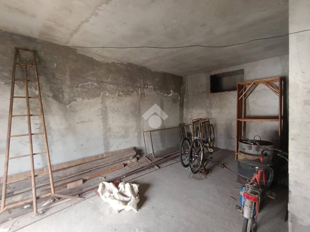 immagine annuncio 12 di 13