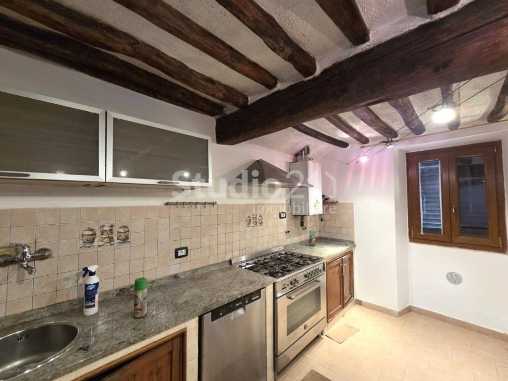 immagine annuncio 1 di 14