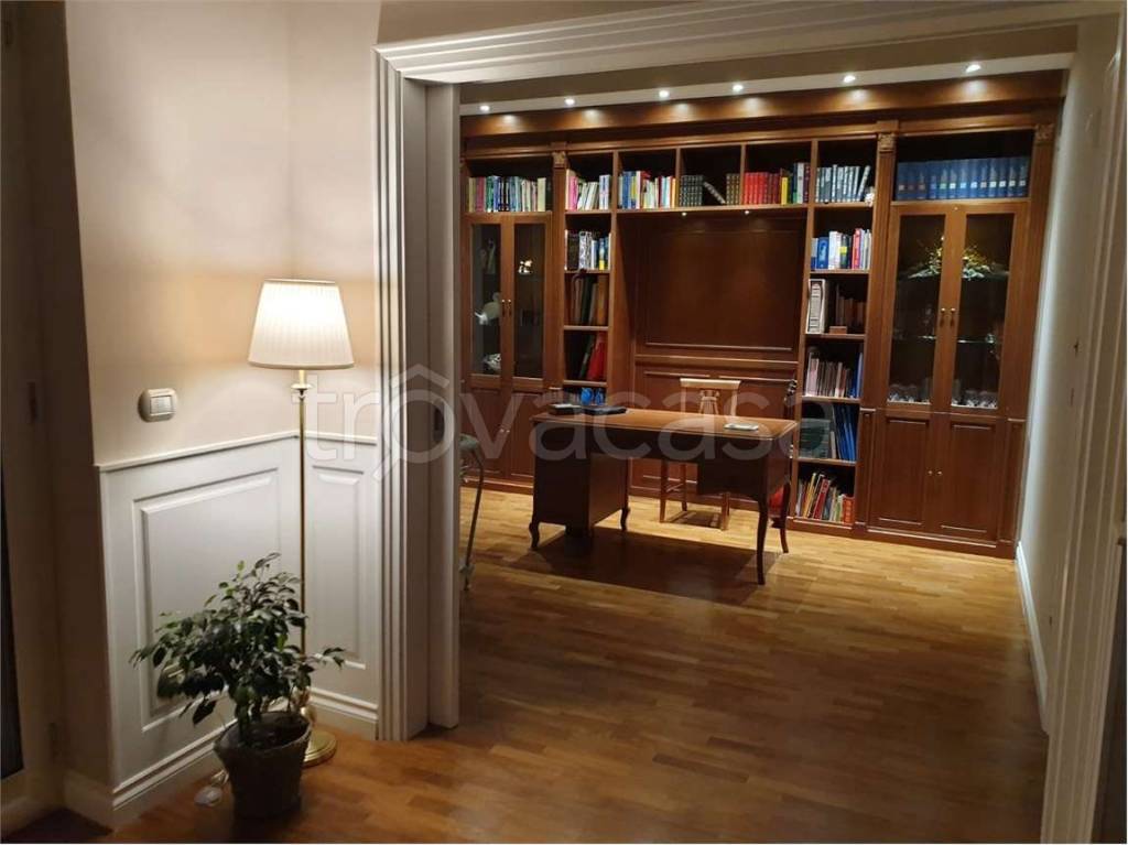 immagine annuncio 1 di 14