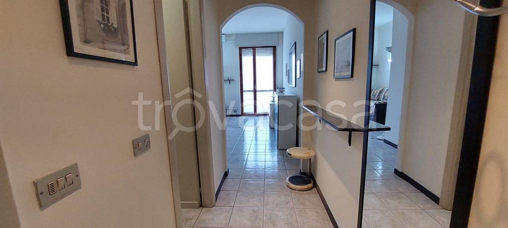 immagine annuncio 1 di 8