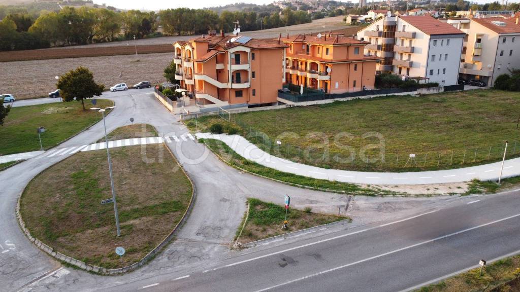 immagine annuncio 12 di 13