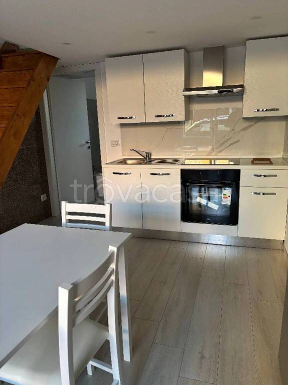 immagine annuncio 1 di 12