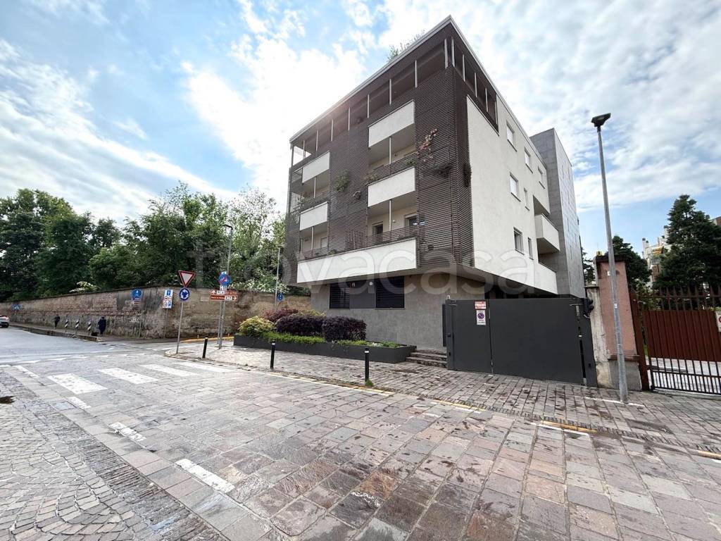 immagine annuncio 11 di 12