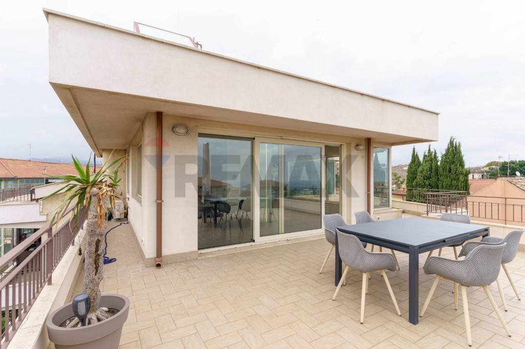 appartamento in vendita a Gravina di Catania