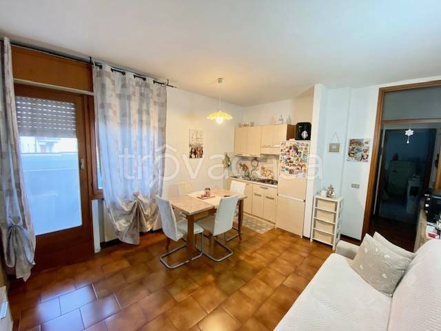 immagine annuncio 1 di 8