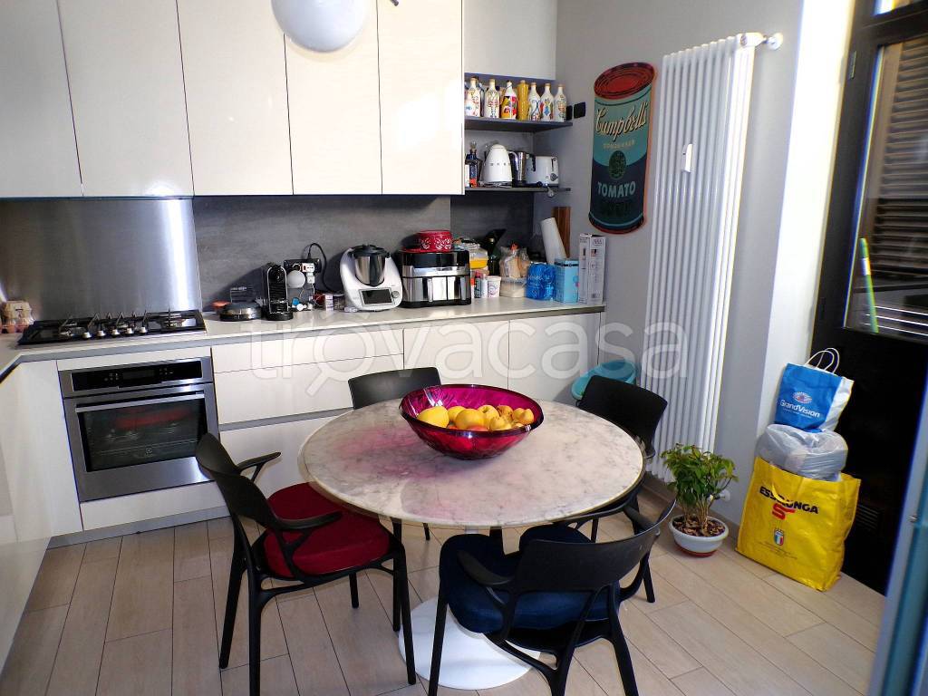 immagine annuncio 1 di 12