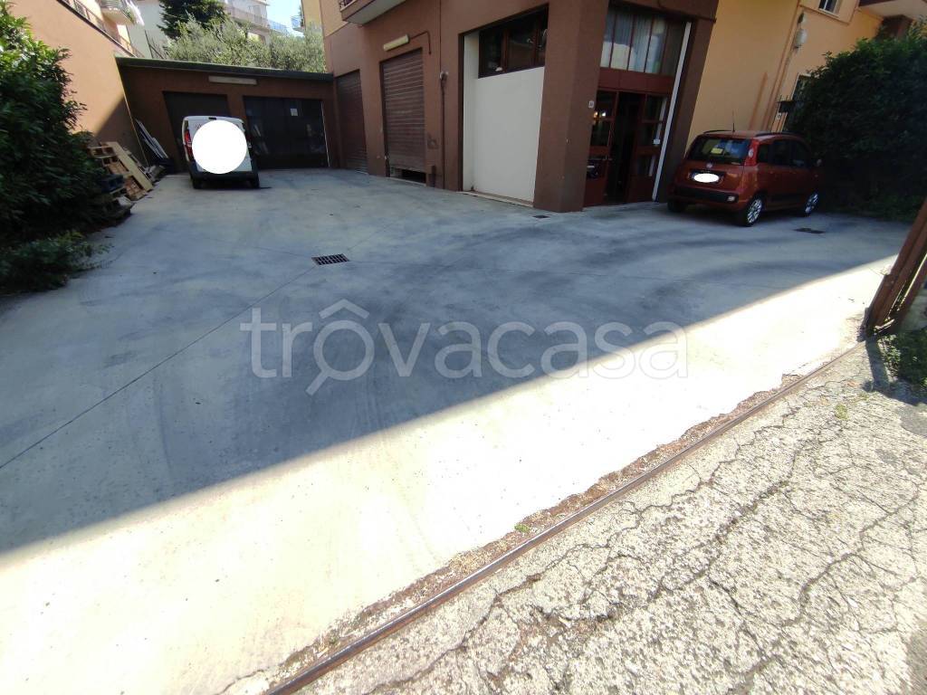 immagine annuncio 1 di 8