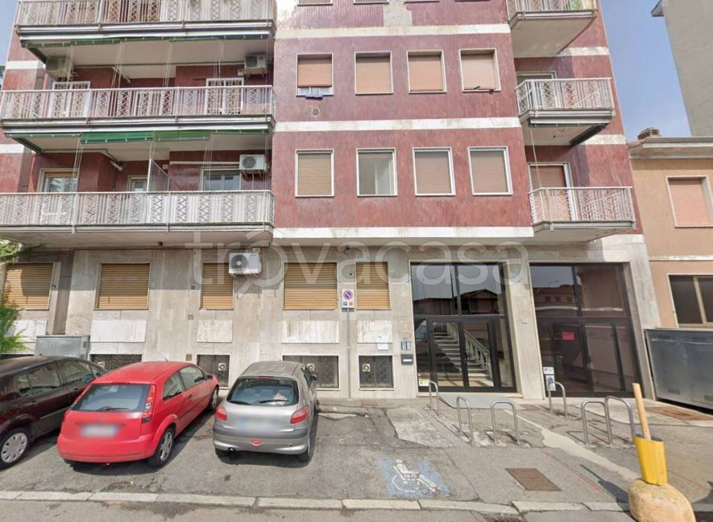 immagine annuncio 1 di 8